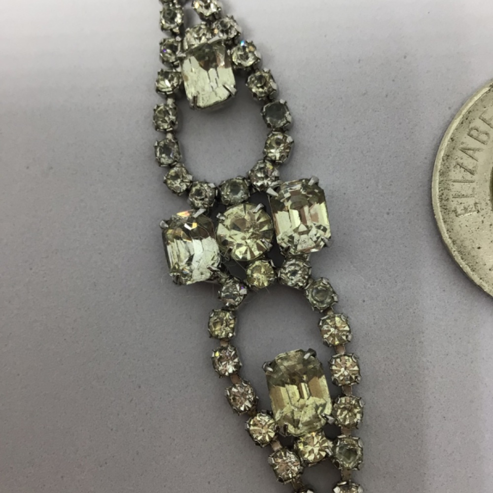 Vintage Rhinestone Bracelet - Picture 5 of 7